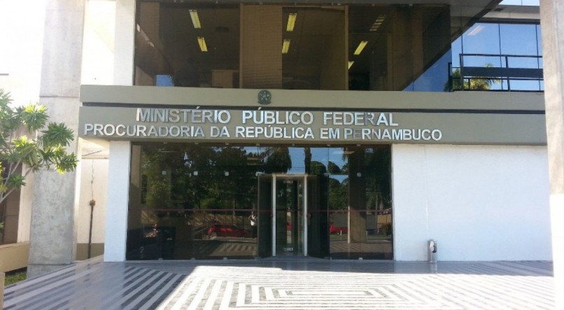 Degustação de dados pessoais de cidadãos brasileiros por bancos na mira do Ministério Público Federal