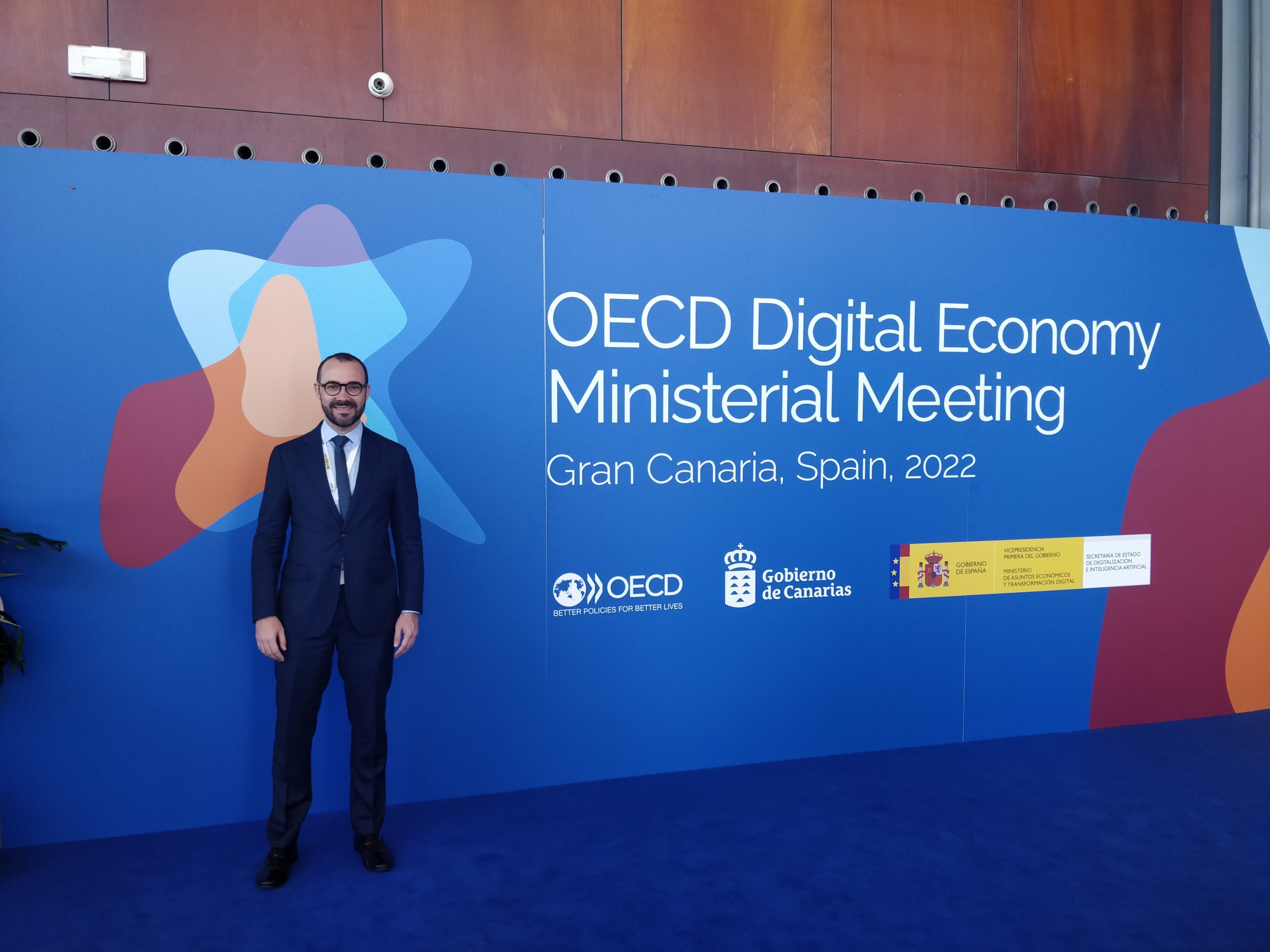 Associação Data Privacy Brasil de Pesquisa participa da Reunião Ministerial da OCDE sobre economia digital