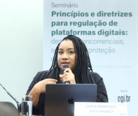 Data participa do seminário “Princípios e diretrizes para regulação de plataformas digitais”